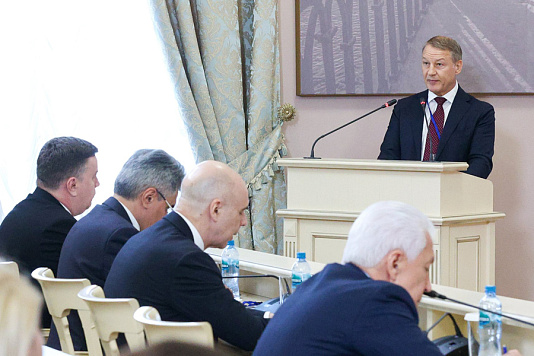 На Совете законодателей РФ Аркадий Фомин представил успешные практики регионов России в сфере укрепления гражданского единства