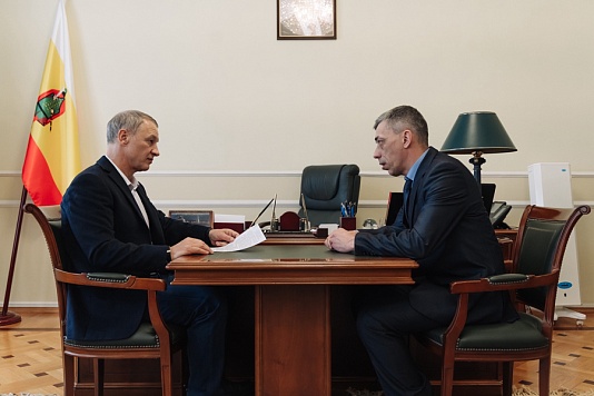 Спикер регионального парламента Аркадий Фомин встретился с участником проекта «Герои62» Константином Пановым