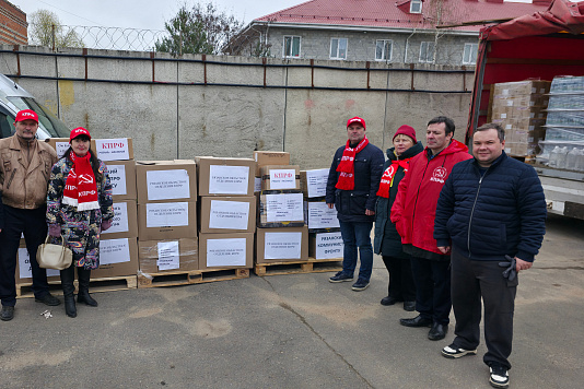 Представители всех фракций регионального парламента продолжают оказывать помощь военнослужащим на передовой